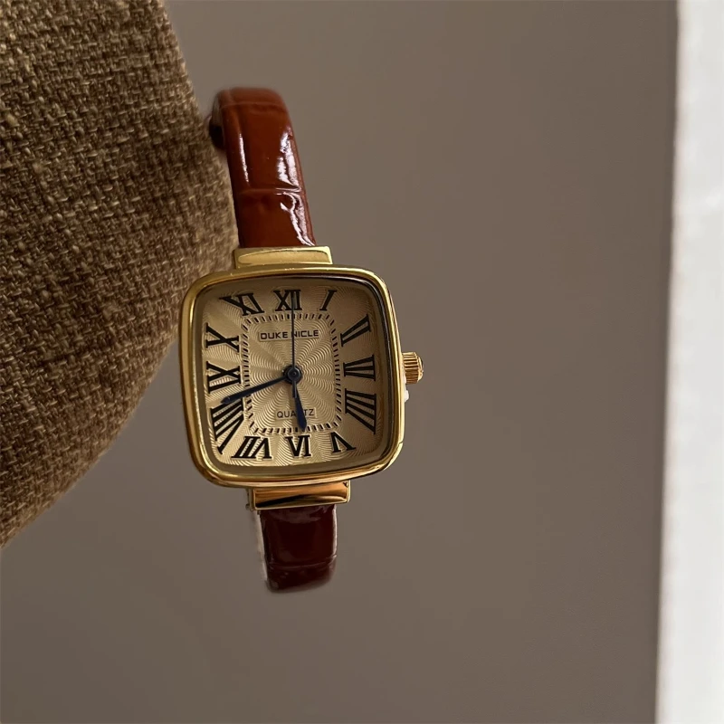 Vintage Square Quartz Watch for Women Leather Strap Roman Numerals Unique Design Casual Fashion Trendy