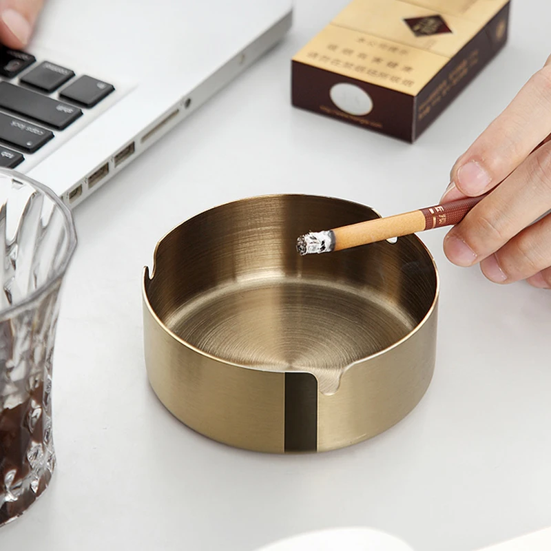2026 New 8CM Round Stainless Steel Cigarette Ashtray Portable Tabletop Silver Metal Ash Tray for Smoker