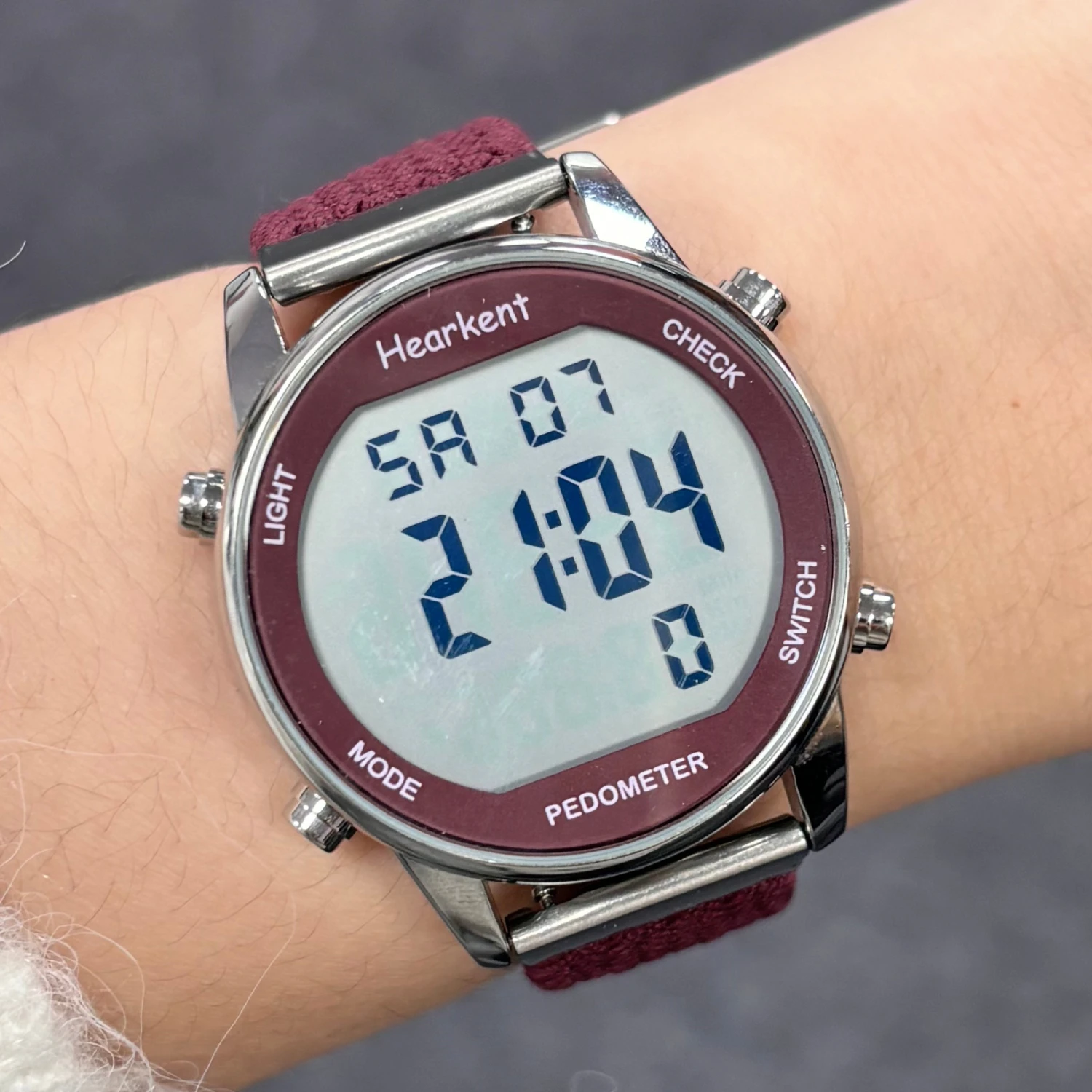 Women Digital Pedometer Watch No Bluetooth No App Step Count Calorie Distance Sports Watches Waterproof Wrist Watch Gift Girls