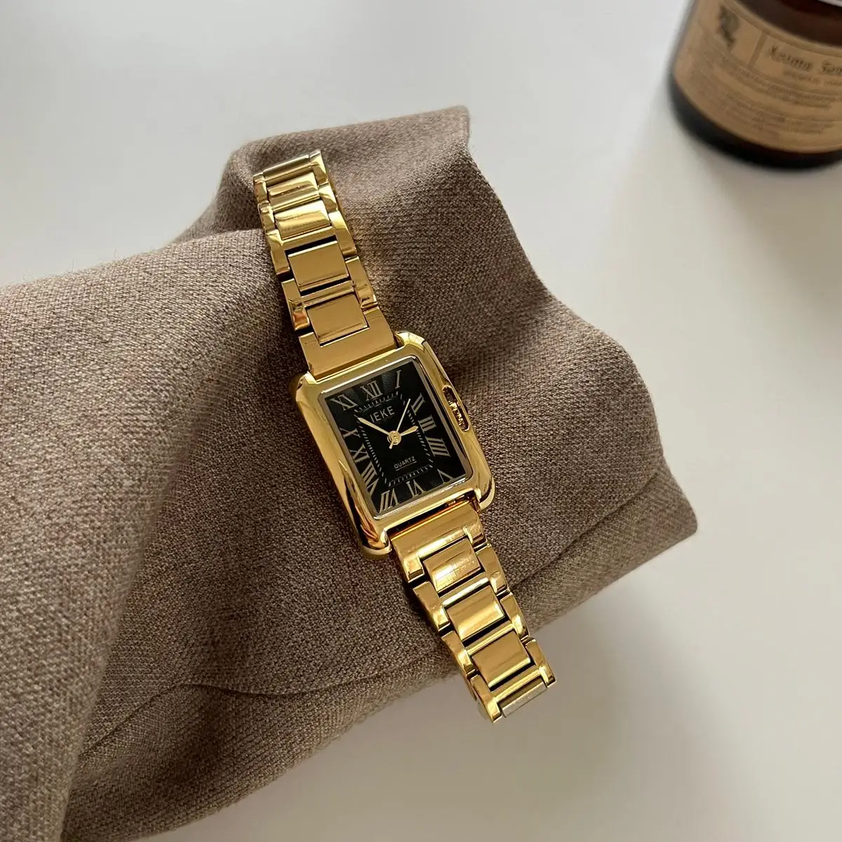 Elegant Women'S WatchSimple And Stylish Steel Band Design HighEnd And Understated Luxury Square Shape Perfect As A Student Gift.