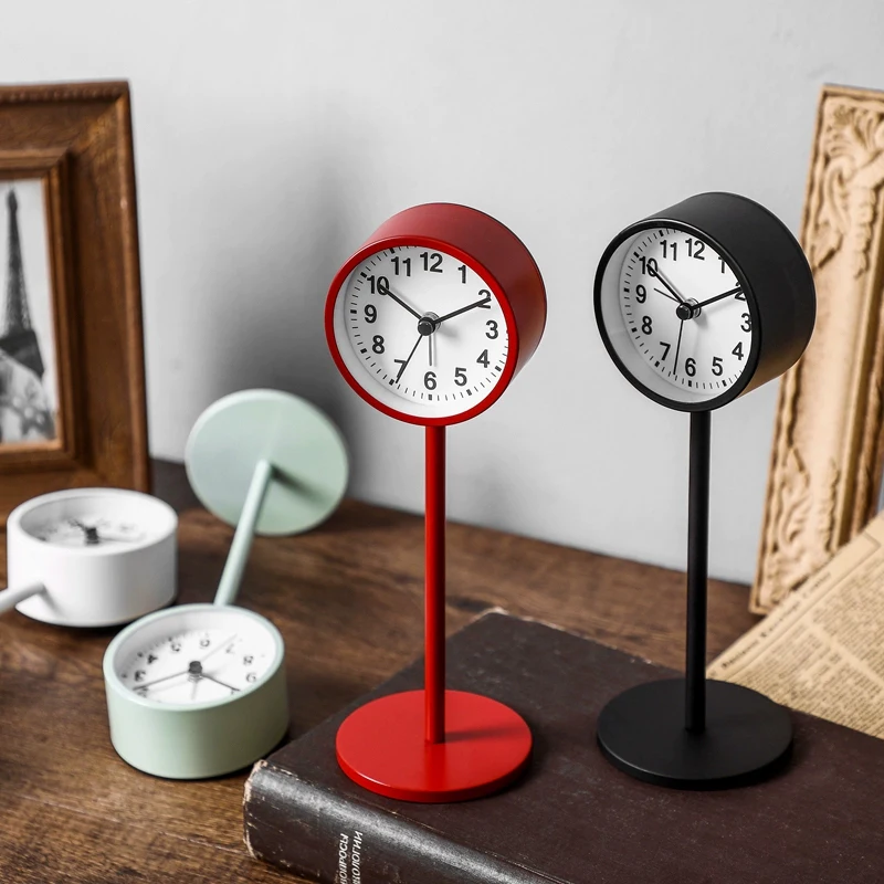 Nordic Style Student Uses Silent Bedside Clock, Creative Small Desk Clock Desktop Ornament, Alarm Clock