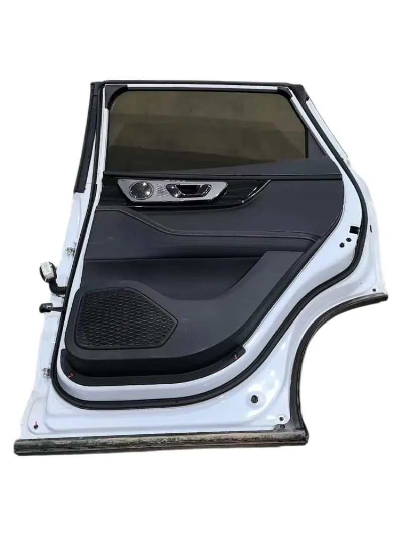 Factory Direct Supply Auto Spare Parts OEM Supplier New and Body Parts Rear Right DOOR for C5