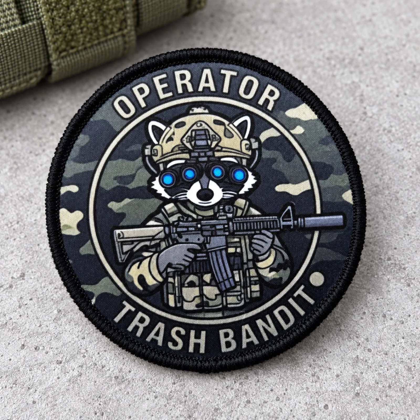 Raccoon Operator Trash Bandit Tactical Morale Patch 8cm Round Hook & Loop Badge Decorative Applique for Vest Backpack Hat