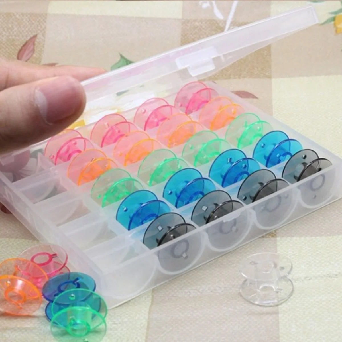 10-25Pcs Metal Plastic Sewing Machine Bobbins Kit With 25-Grid Transparent Storage Box Empty Spool Home Textiles Sewing Supplies