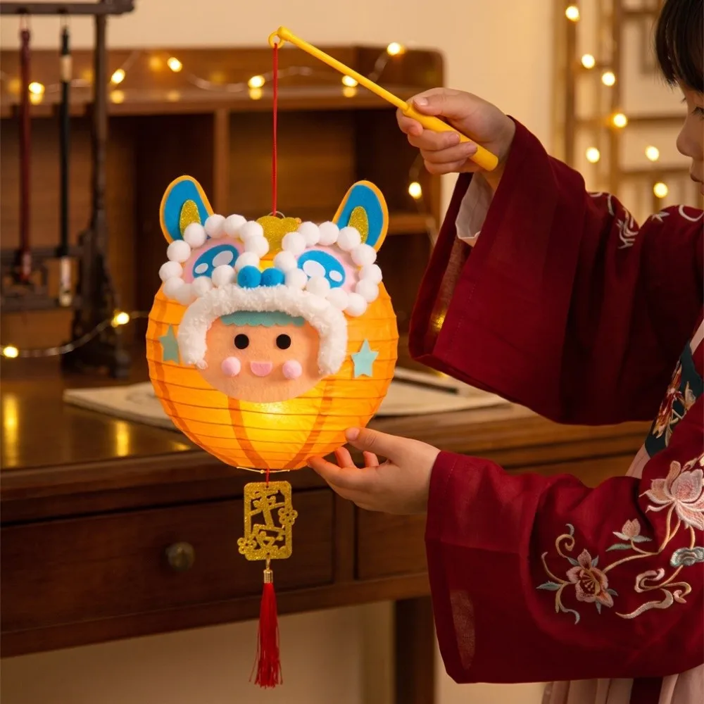 Ancient Chinese Style Chinese Zodiac Lion Dance Lantern New Year Handmade Luminous Zodiac Lantern Material Packages