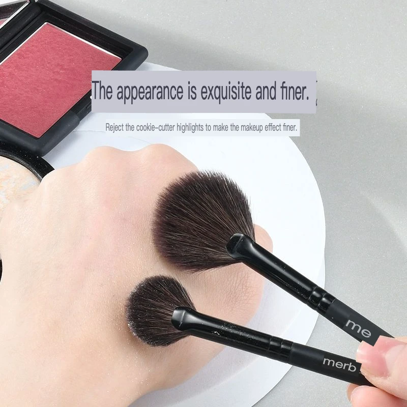 Ultra-Short Handle High-Gloss Fine Light Edge Wool Fan-shaped Contour Brush Multi-functional Portable Mini Blush Brush