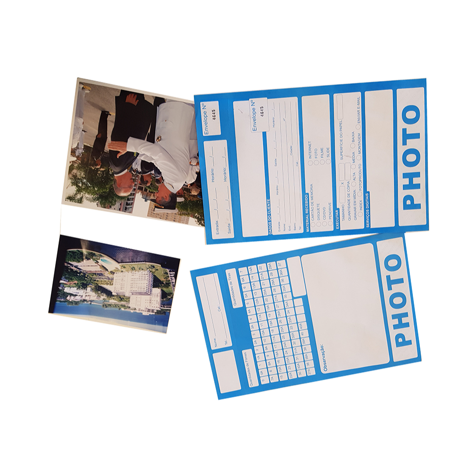ENVELOPE FOTOACABAMENTO AZUL 500 UNIDADES ENTREGA DE IMPRESSAO DE FOTO ENTRE OUTROS SERVIÇO DIGITAIS