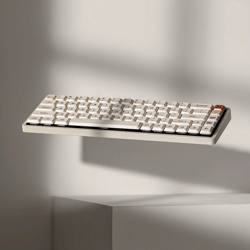 Low axis mechanical keyboard, wireless Bluetooth portable office tablet laptop external connection