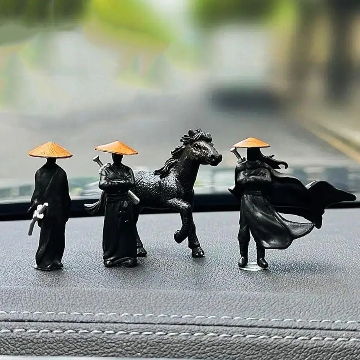 Set Mini Resin Chinese Swordsman Figurines, Car Rearview Mirror & Dashboard Decor, Cool Car Accessories for Men, Home Office