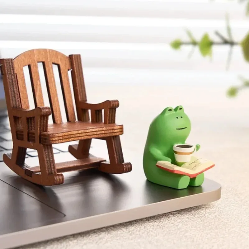 Resin Accessories Cute Mini Frog Rocking Chair For Room Office Car and Desktop Decoration