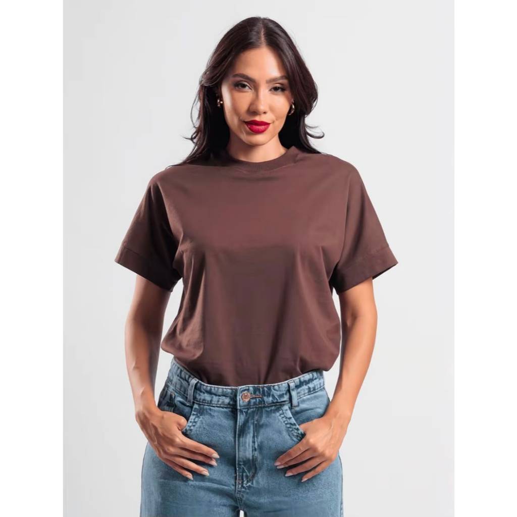 T-Shirt Feminina Smart 100% Algodão Premium Conforto e Estilo Over Fit para Uso Diário e Looks Casuais ou Sofisticados