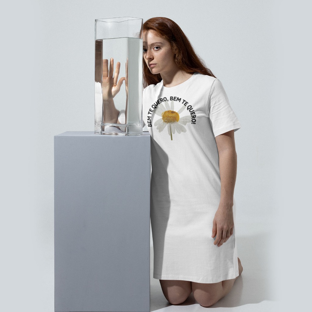 Camisola De Manga Curta Dress Branca Estampa Bem Te Quero Margarida