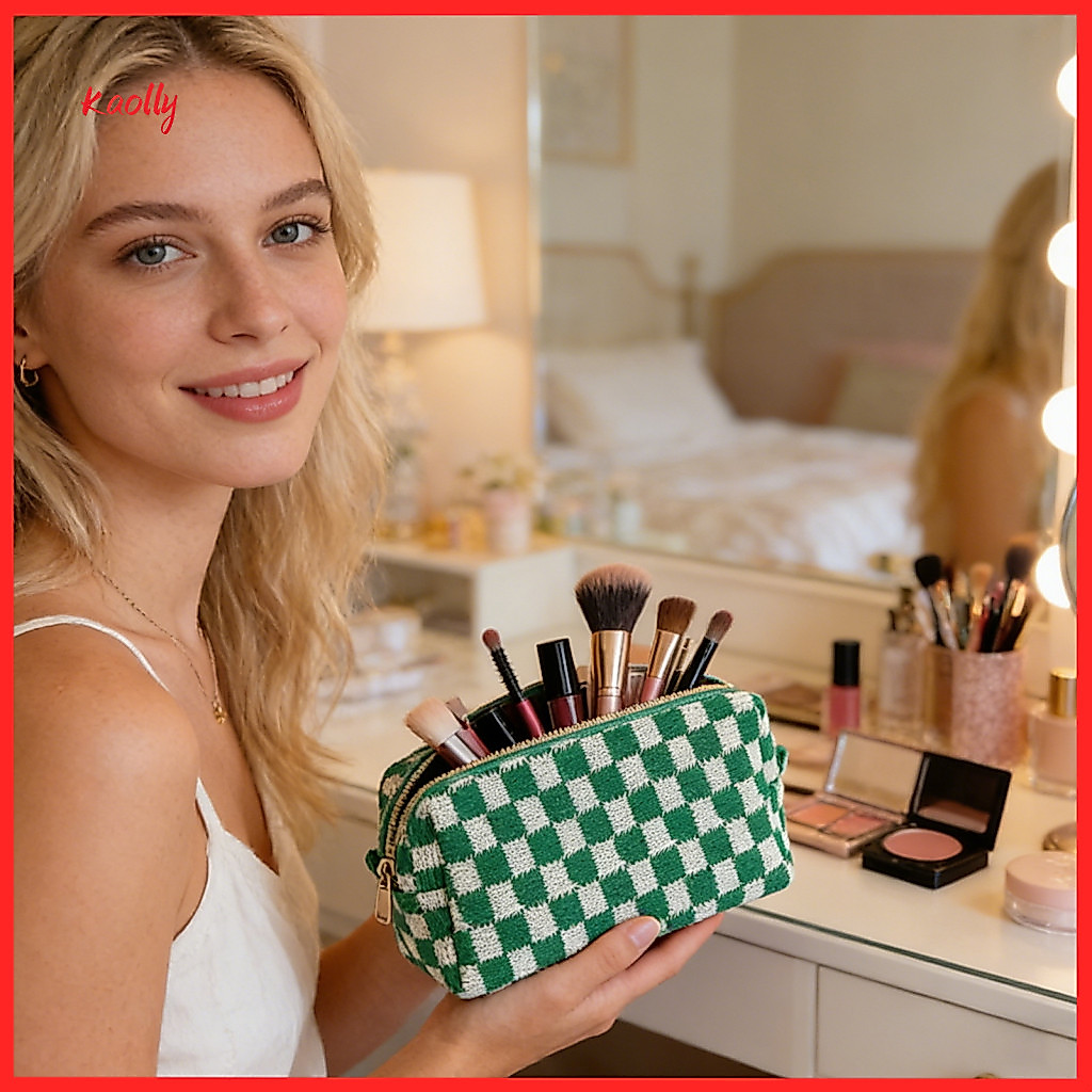 Portable Checkered Makeup Bag for Women – Knitted Travel Cosmetic Pouch Plaid Toiletry Organizer with Zipper Lightweig