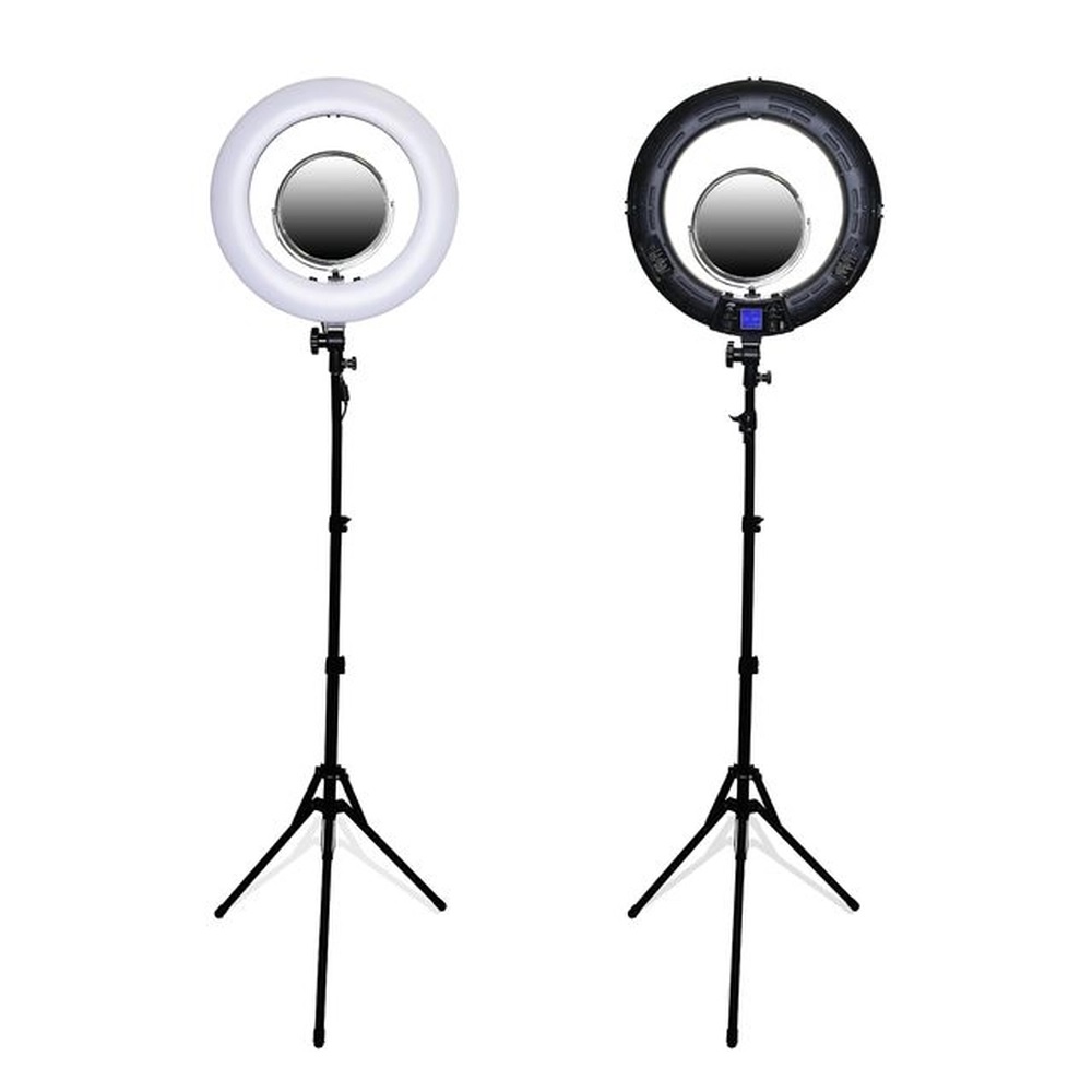 Klass Vough - Ring Light Digital