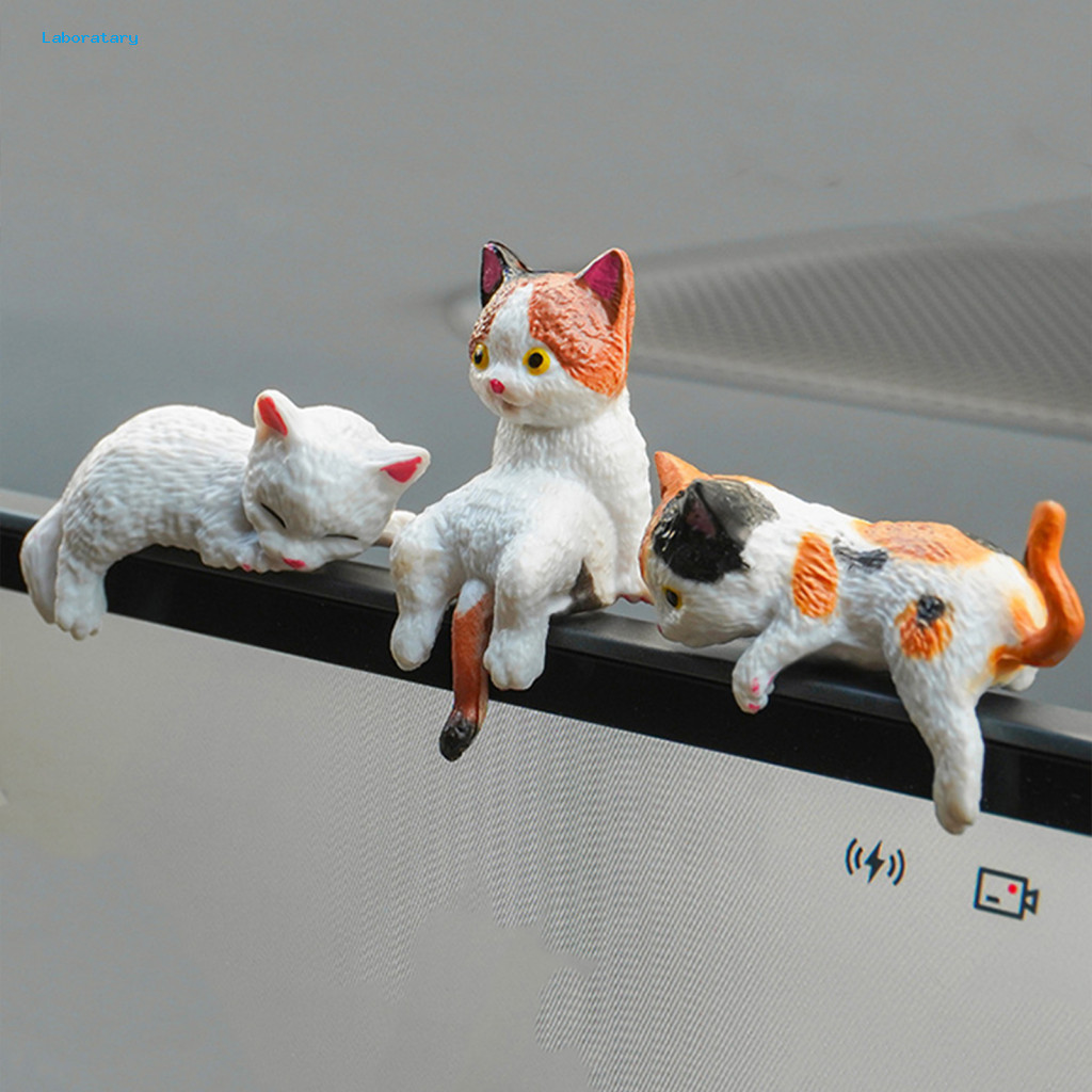 Plastic Cat Car Dashboard Decoration Mini Figurine Cute Cartoon Ornament – Small Kitten Desk Decor for Computer Monito