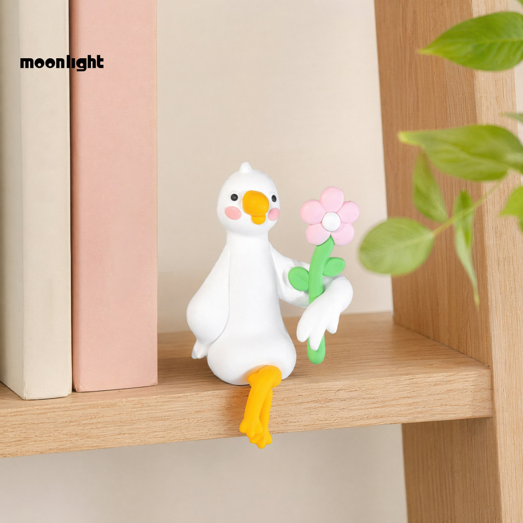 Resin Mini Duck Figurine Decor for Desk Car Dashboard Tv Monitor – Cute Holding Flower Ornament Perfect Playful Gift f