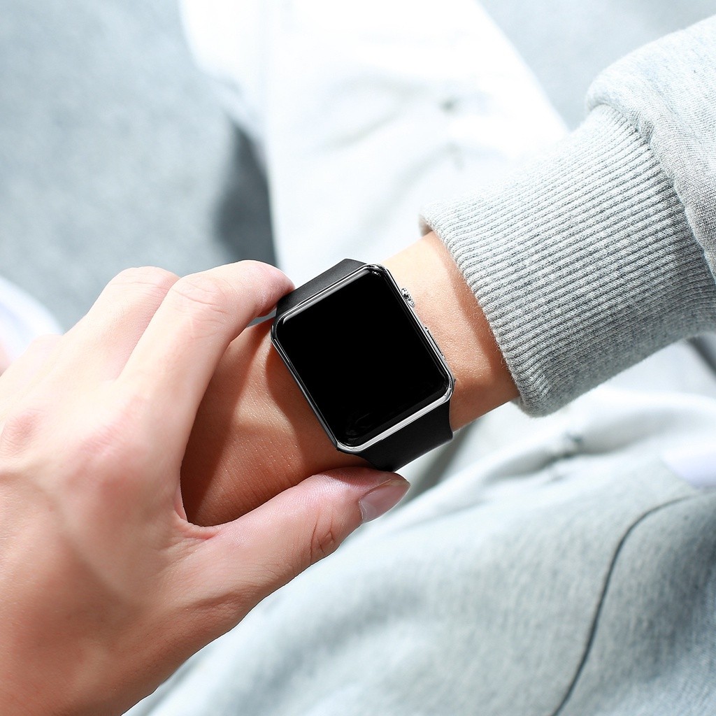 Relógio Digital Smartwatch LED Quadrado Elegante Para Estudantes , Adultos E Casais-Moderno Versátil
