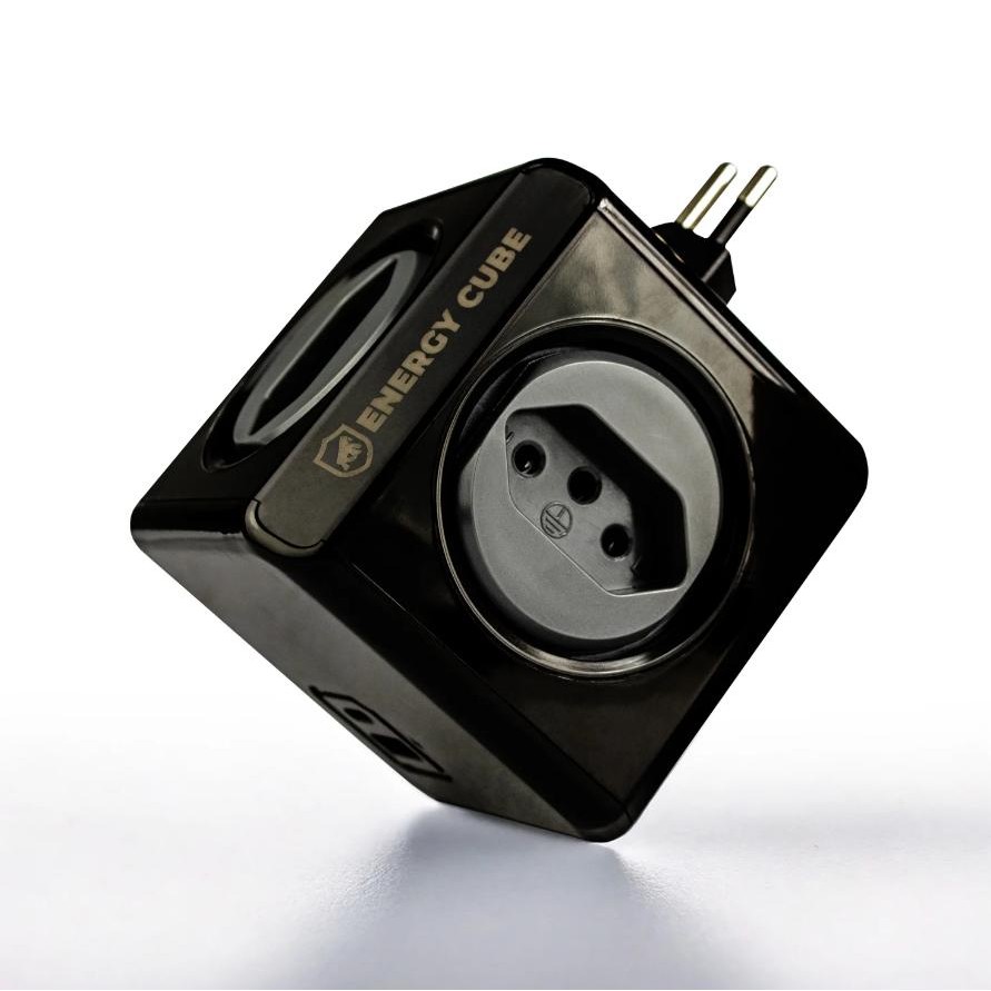 Gshield Adaptador Energy Cube Bivolt Filtro de Linha Multiplicador de Tomadas 10A, 4 Tomadas + USB-A / Tipo C