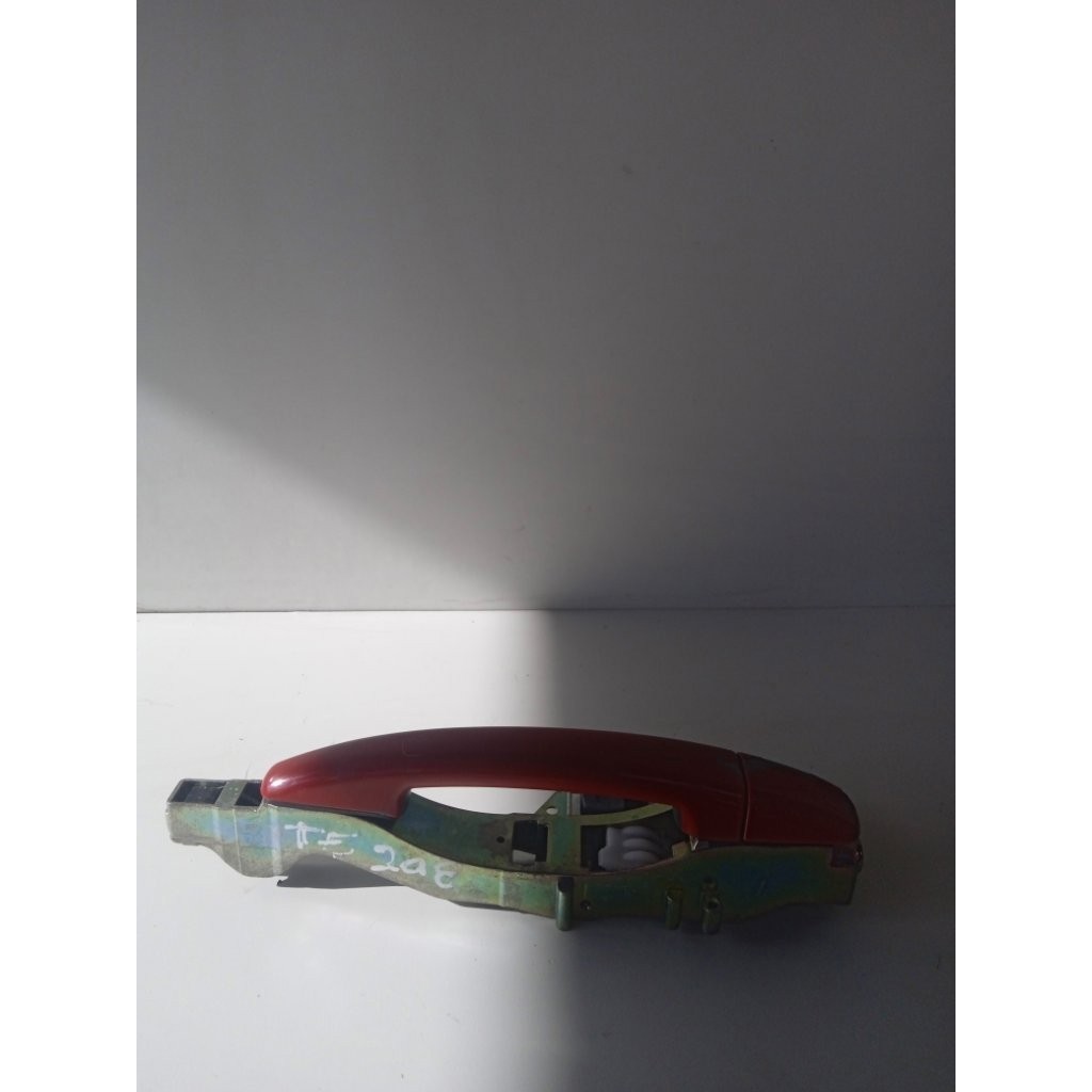 Maçaneta Externa Tras. Esquerda Peugeot 208 2014, 15, 16