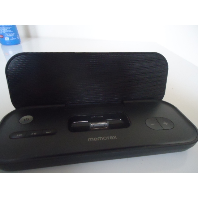 Memorex MA3122 Ultra Portable Travel Speaker for iPod and iPhone