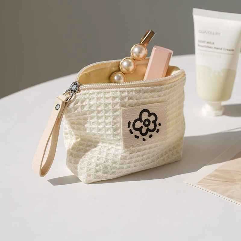 Mini Waffle saco cosmético batom moeda bolsa cosméticos portátil ins estilo estudante Bluetooth fone de ouvido saco de a