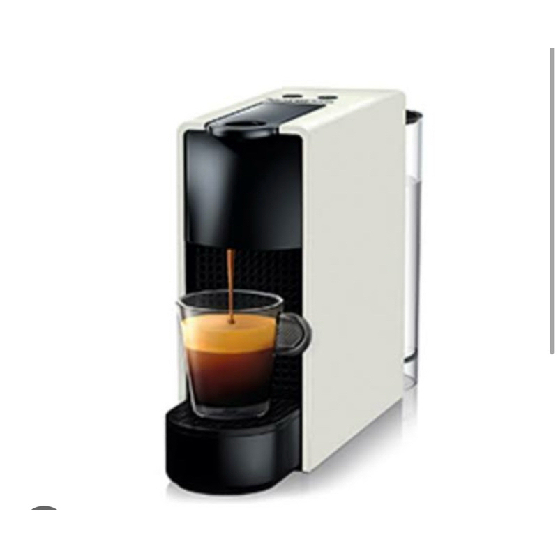 Cafeteira nespresso essenza mini