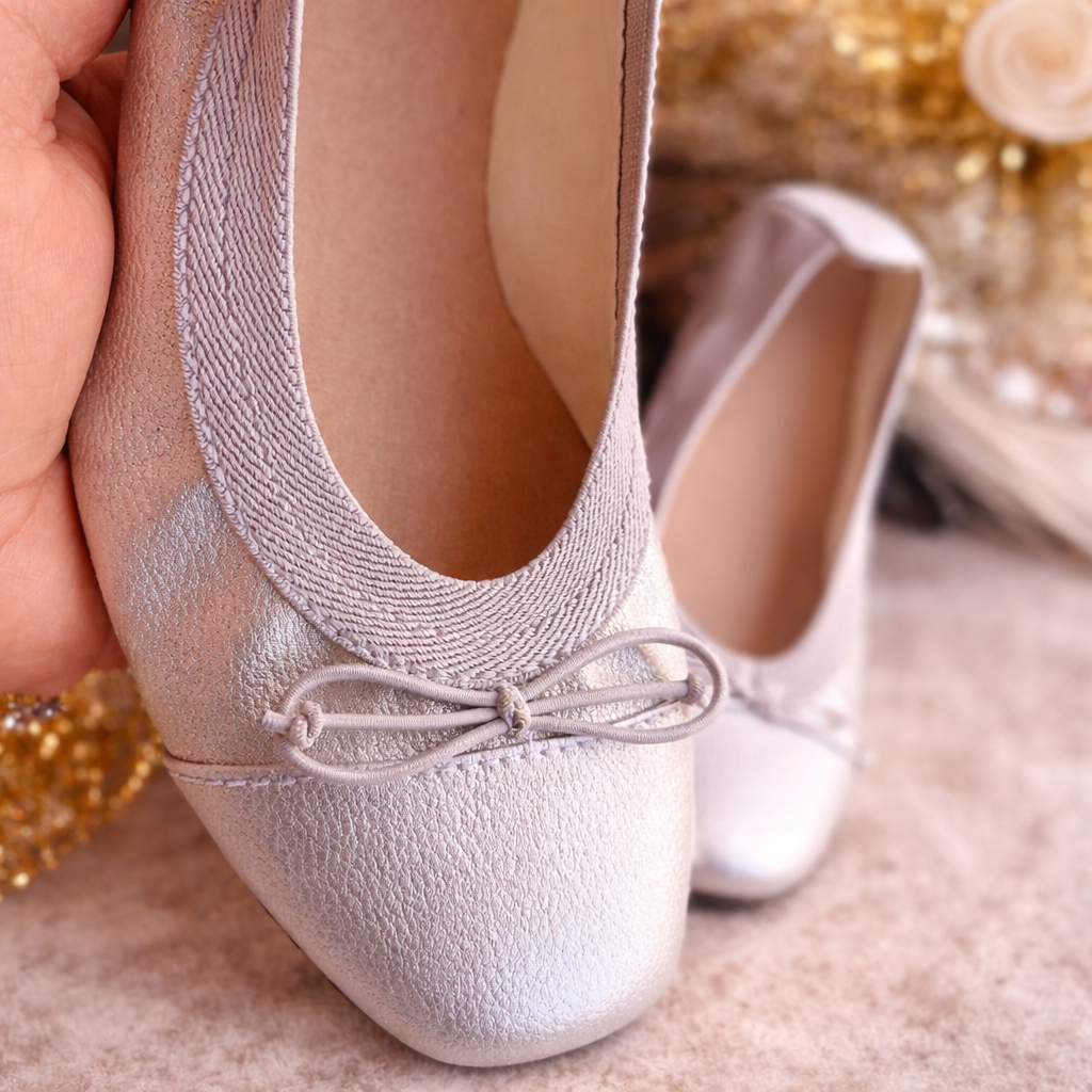 Sapatilha Feminina Bico Quadrado Dobrável Glitter Laço Elegante Confortável Casual Moderna Versátil