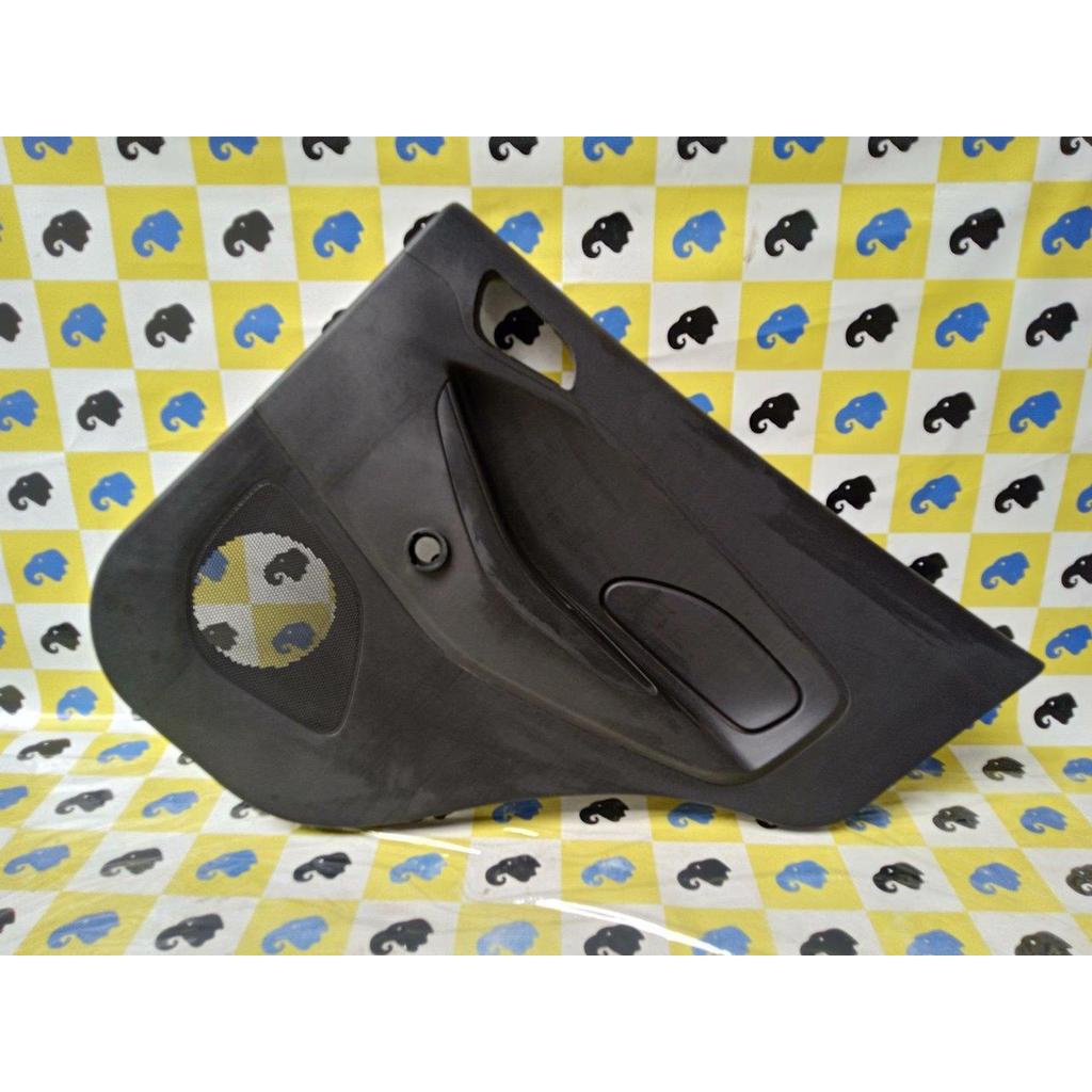Forro Lateral Porta Traseira Direita Ford Ka Se 2020 21