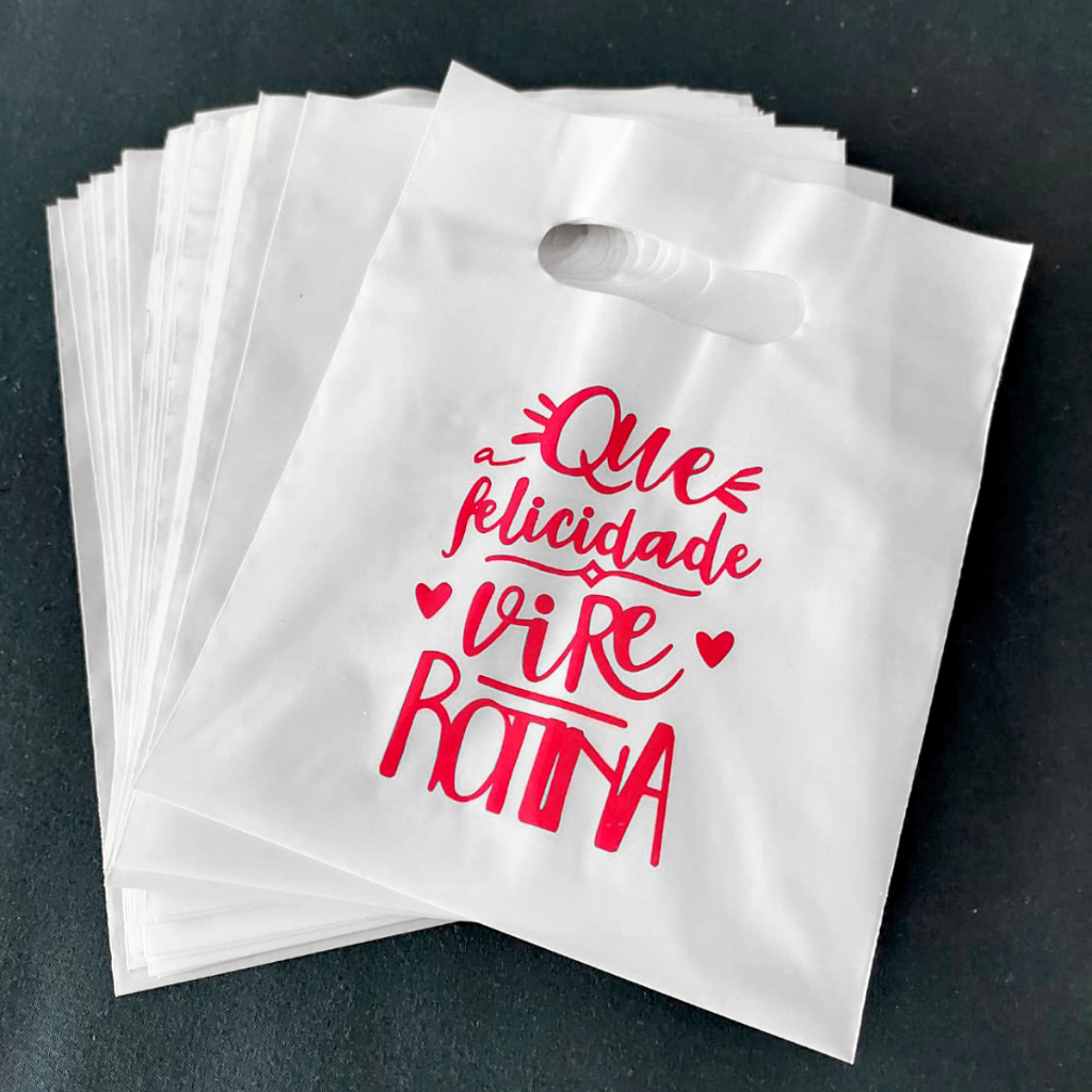 30 Sacolas Plásticas 16x20 Personalizada Com Frase Que A Felicidade Vire Rotina Envio Imediato