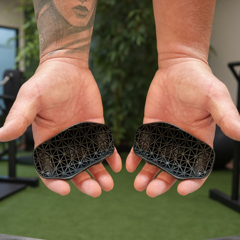 Grip Anatômico Para Academia Proteção Nas Mãos C/ Apoio Entre Os Dedos Garantido