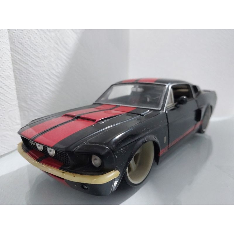 Shelby GT 500 (Usado Sem Caixa) 1/24 Jadatoys Cromos Apagados Trinco no Vigia Traseiro Foto 2