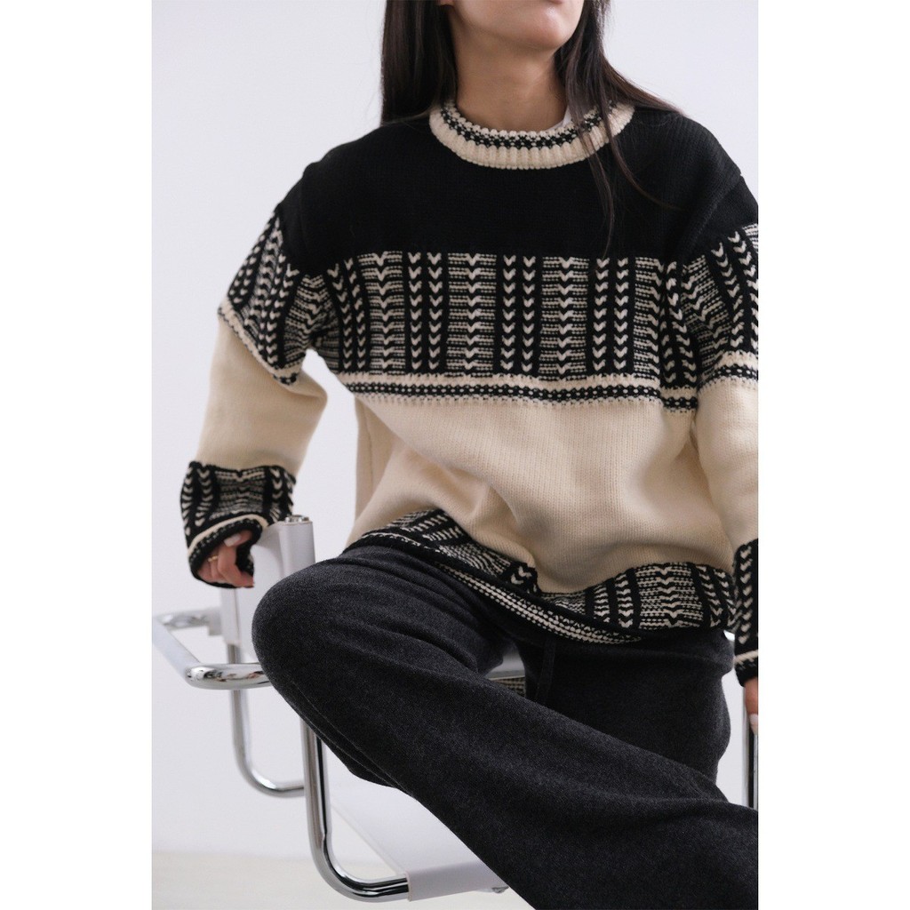 Autumn and winter vintage color-blocked jacquard round-neck long-sleeve knitted sweater for women