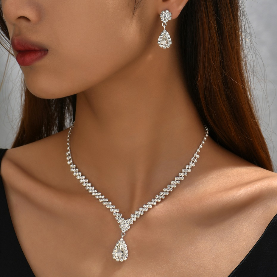 Novo Women Luxury Diamond Necklace And Earrings Set For Wedding And Banquet Party Valentine Gift