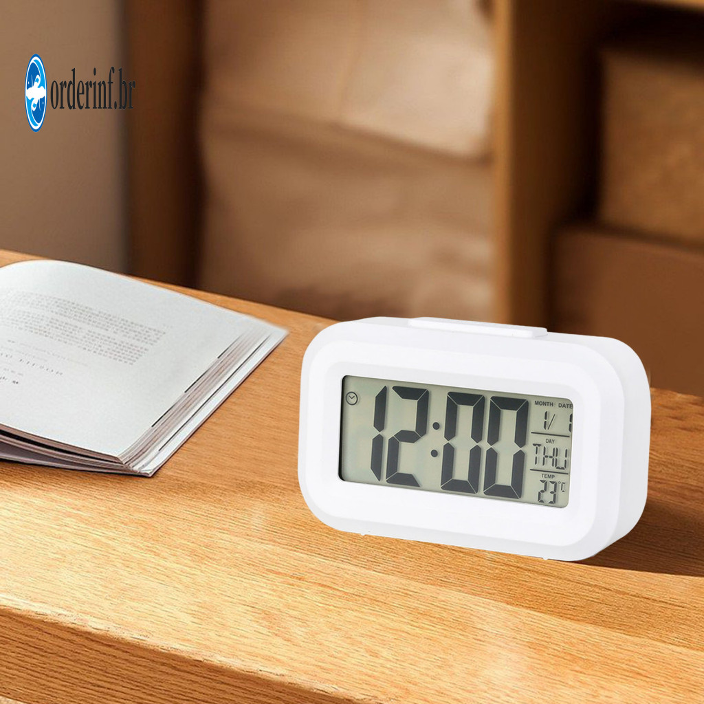 Soft Light Alarm Clock Digital Travel with Easy-to-read Display Snooze Function 12/24-hour Format Simple Operation Batte