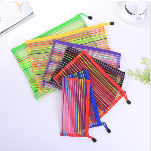 50 Unidades Estojo Multiuso Bolsinha Nylon Colorido Necessaire Promoção