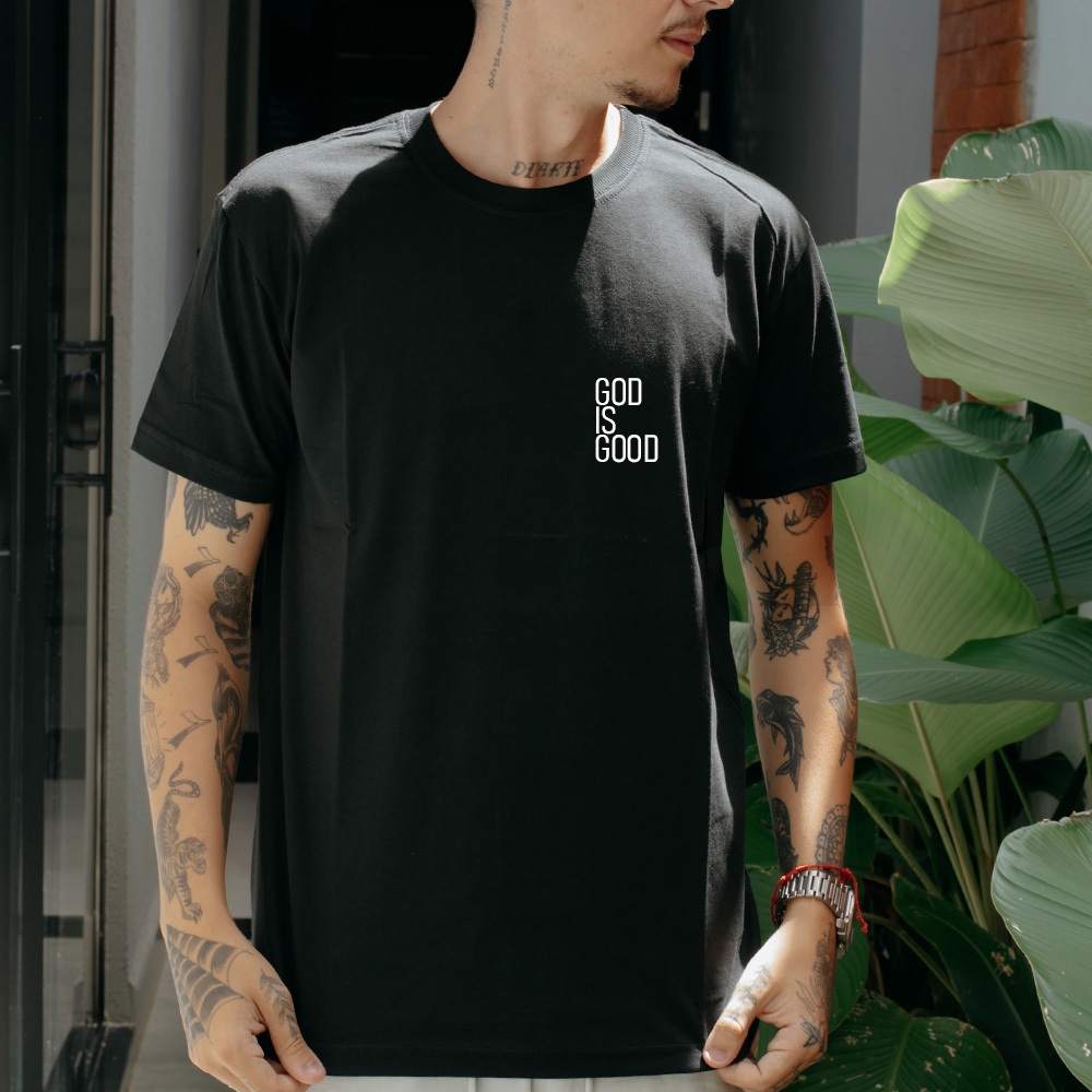Camiseta Casual 100% Algodão Premium Estampada Minimalista God is good (Deus é bom)