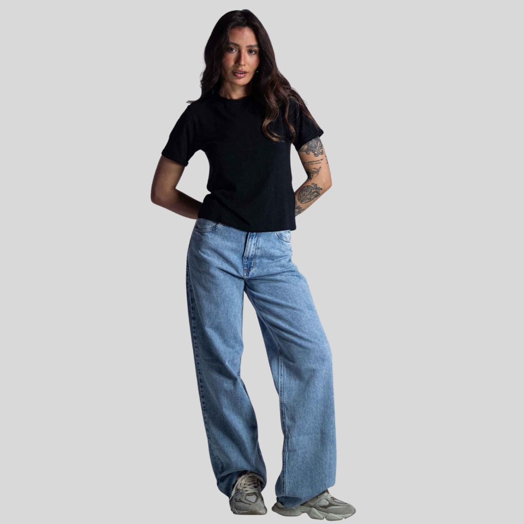 Camiseta Feminina Feather Manga Dobrada
