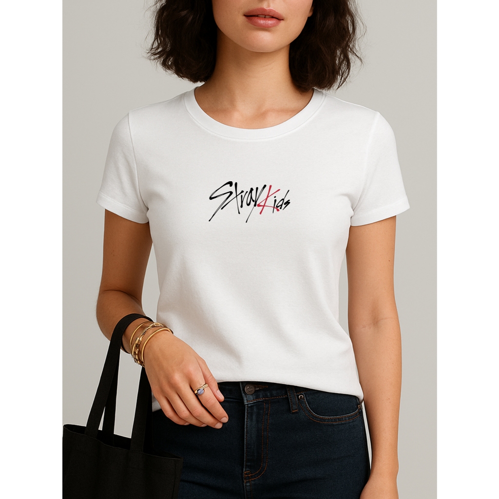 Camiseta T Shirt Babylook Feminina Stray Kids Escrito Banda Musica KPop Hip Hop R&B 100% Algodão