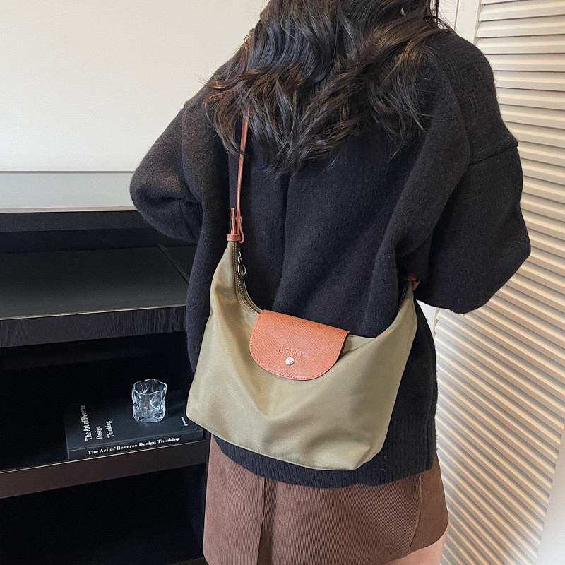 JH Pronto Estoque Moda Retro Bolsa Mensageiro Feminina Novo Estilo Bolsa de Lona Bolsa nas Axilas Commuter Nicho High-En
