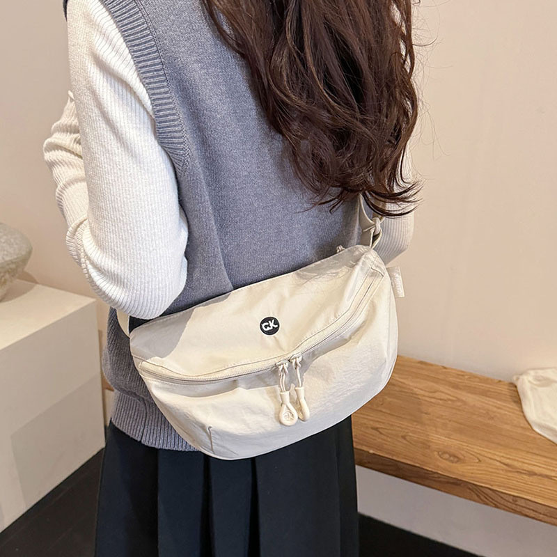 Bolsa de ombro versão coreana cor sólida Casual náilon pano mensageiro saco nicho Design Commuter lazer Campus bolinho s