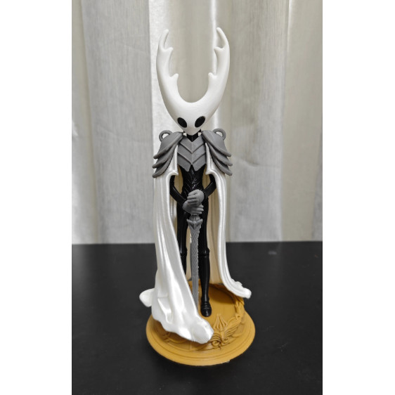 Estátua Pure Vessel - Hollow Knight
