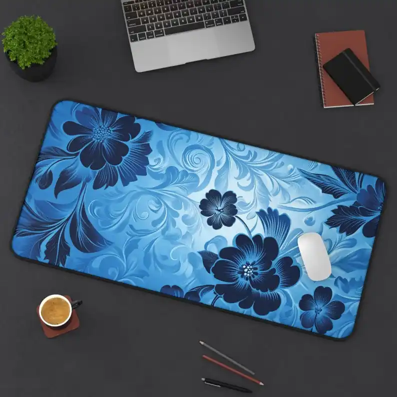 Blue Flower Pattern Mouse Pad, Non-slip and Waterproof Mouse Pad, Office Gaming Desk Decorative Mat, Perfect Gift for Friends.
