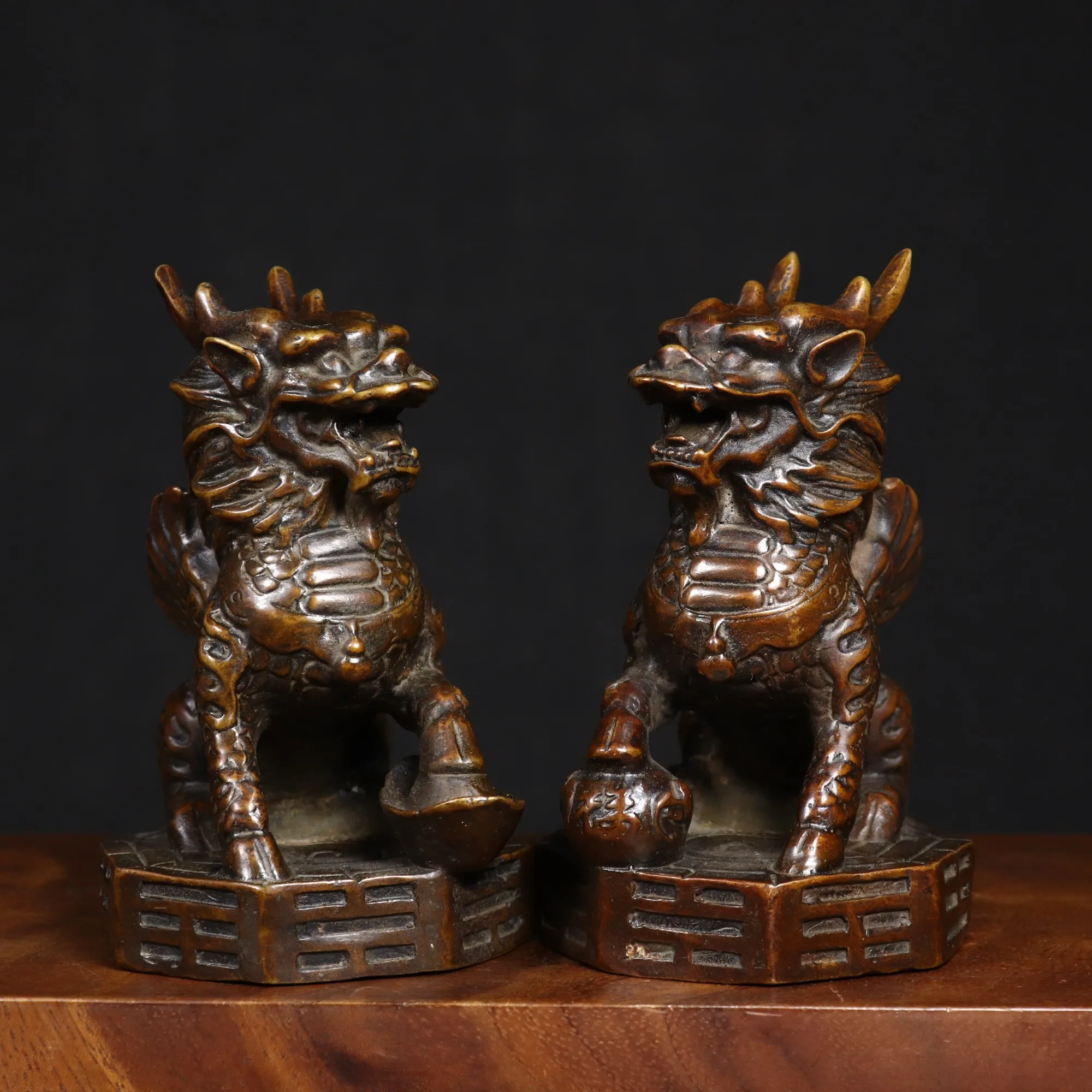 Exquisite Antique-Style Kirin Statues Pair - Premium Quality Pure Copper Home Decor Artifacts, Elegant Sculptures