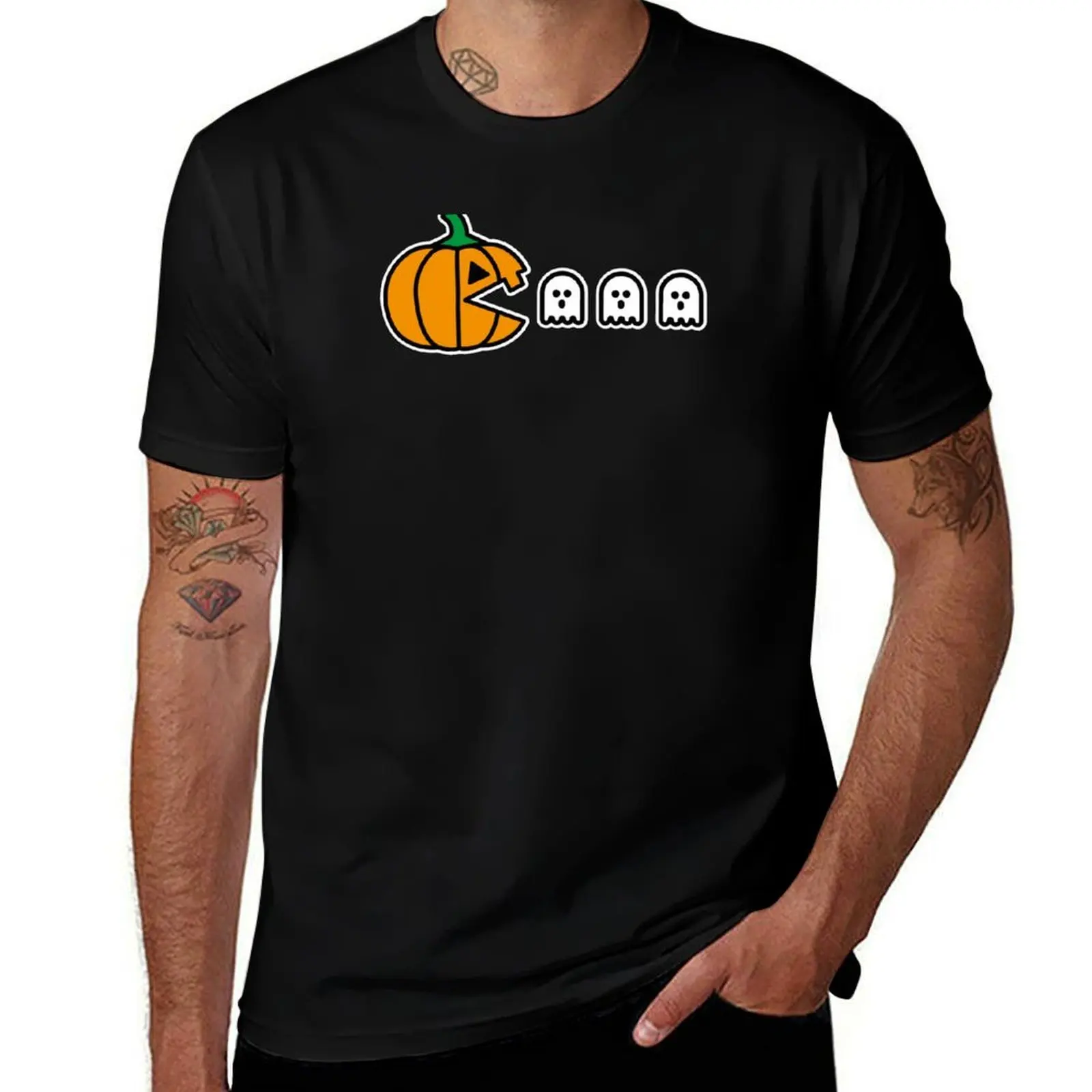 Funny Halloween Pumpkin eating ghosts 8 bit gaming T-Shirt Casual Graphic Print Tee