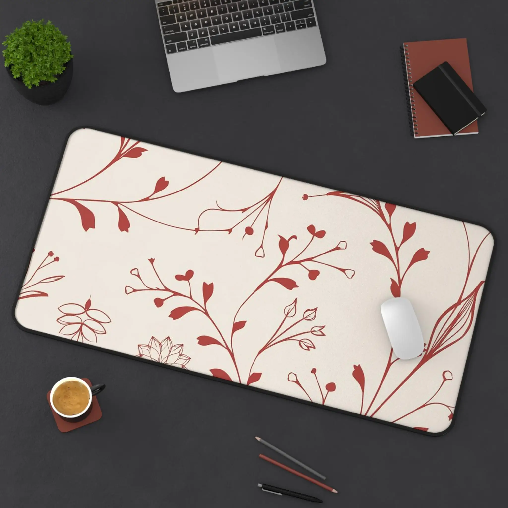 Red Floral Pattern Mouse Pad, Non-slip and Waterproof Mouse Pad, Office Game Table Decoration Mat, The Perfect Gift for Friends.