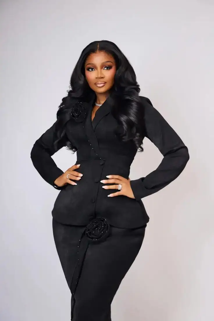 Black Women Suits Set 2 Piece Blazer+Short Mini Prom Dress 3D Flower Customized Office Lady Jacket Luxury Wedding Prom Coat