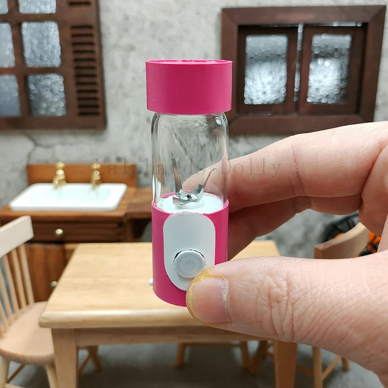 DollHouse Mini  Power-driven Delicate Juicer Model Kitchen Accessories for True Cooking Furniture Decoration  Children Gifts