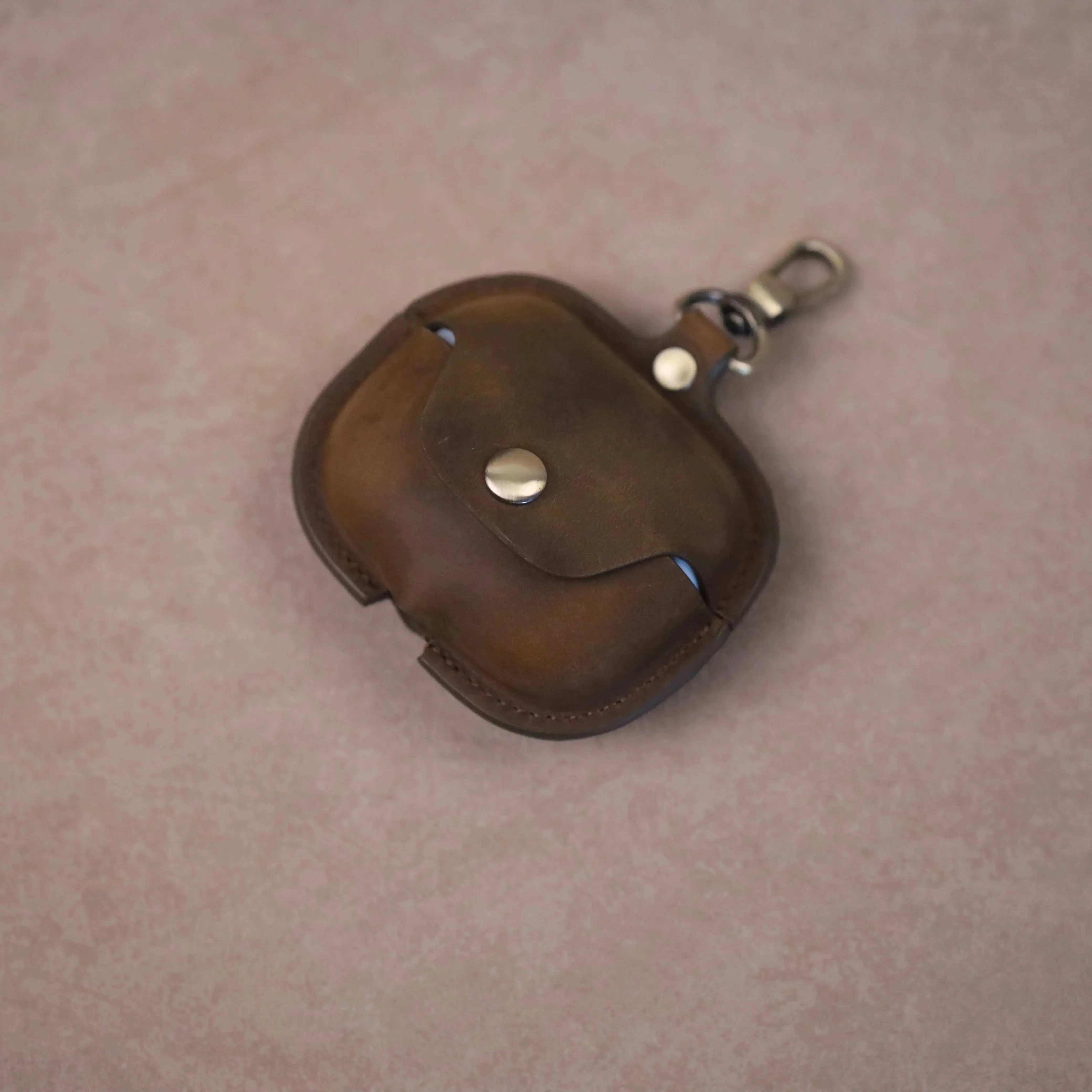 Premium Crazy Horse Leather Earphone Case for  Bowers & Wilkins Pi8 / Pi6 – Handcrafted, Luxurious with Unique Carving