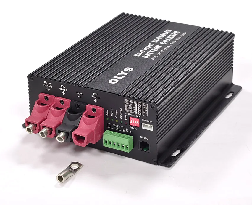12V To12V Dual Input DC and Solar Battery Charger Support BT Free APP and Meter Automatic Smart Vehicle Charger Battery