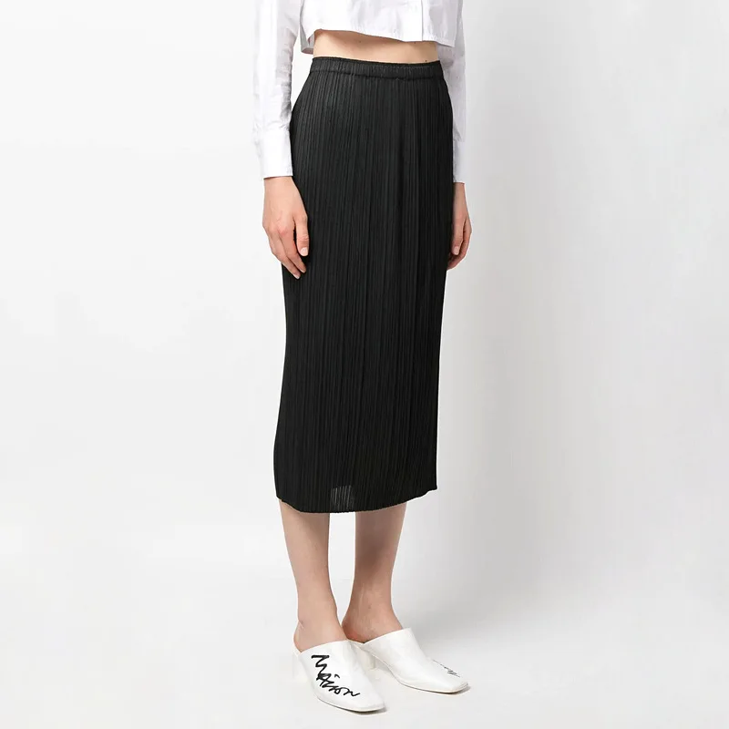 ISSEY 2026 New Arrival Skirt MIYAKE Women's Classic High-Waisted Slim-Fit Bodycon Pleated Skirt